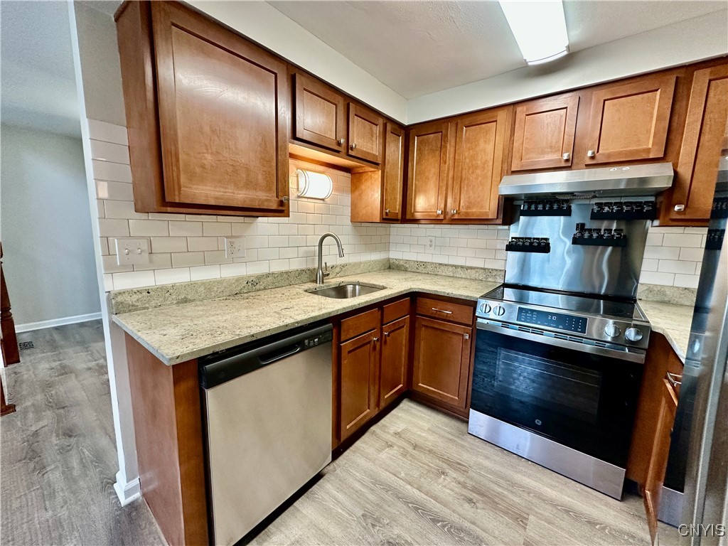 8408A Shallowcreek Road, Clay, New York image 14