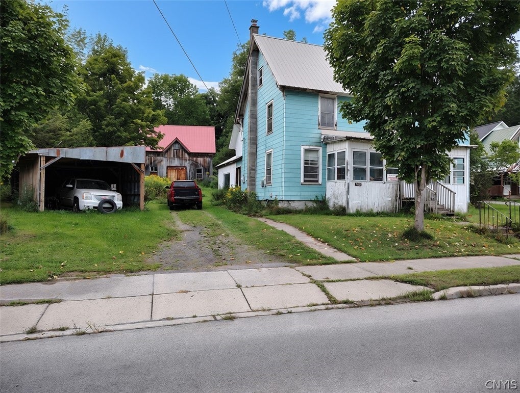 483 Main Street