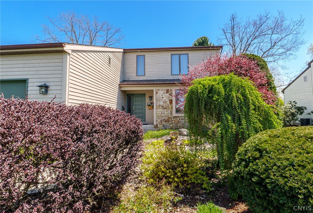 1810 N George Street