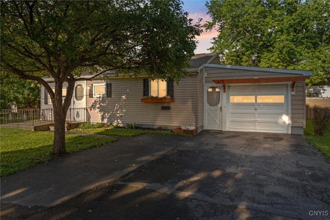 Photo for 415 Woods Avenue N