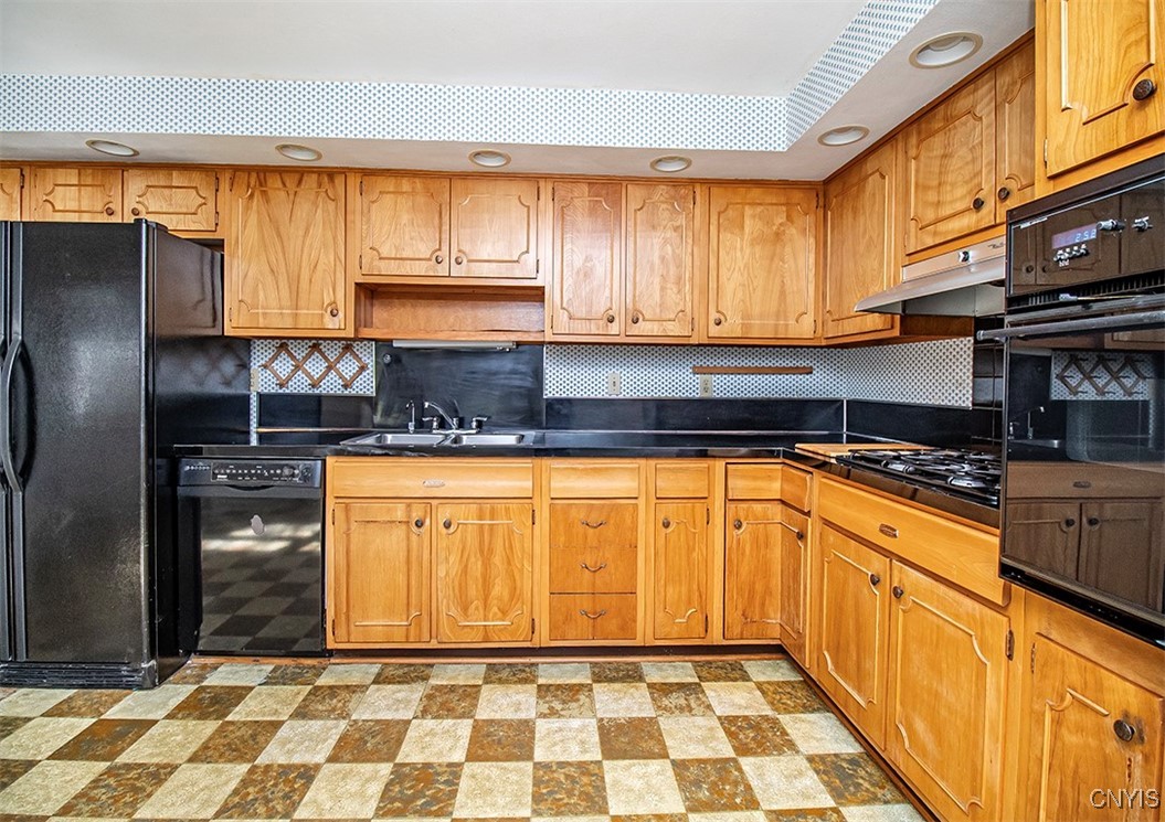 4802 Ormonde Drive, Cazenovia, New York image 15
