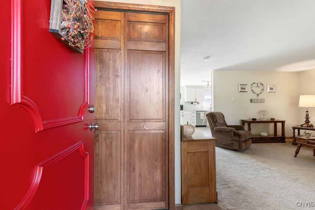 8371 Zenith Drive