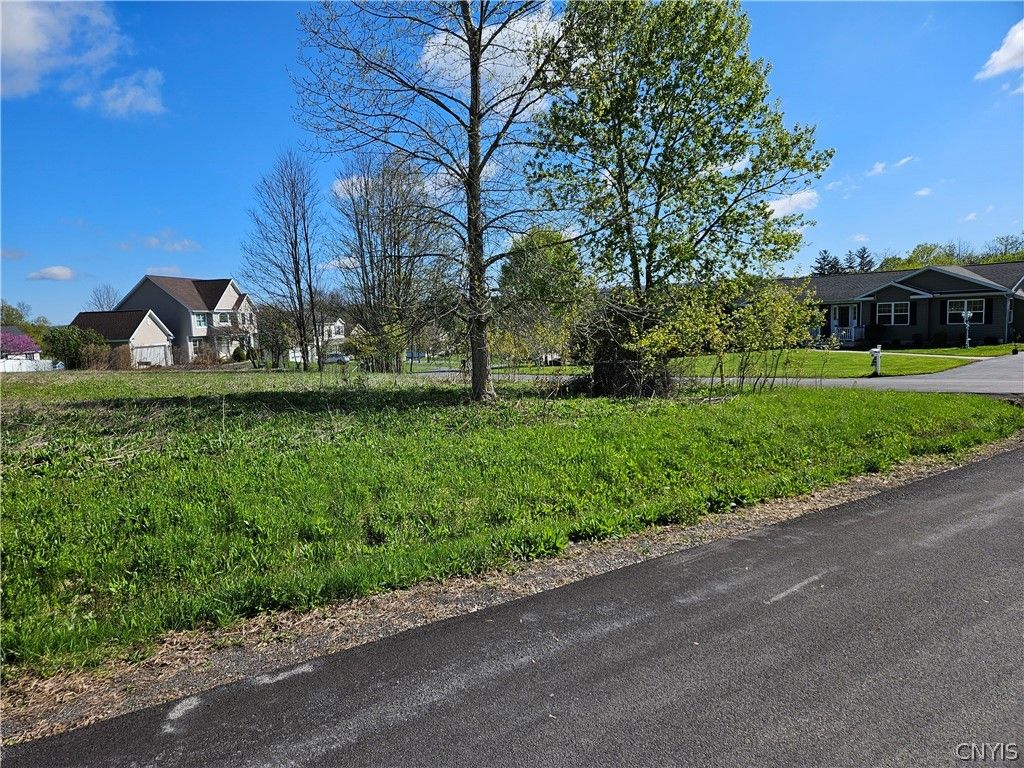 Photo of Florence Ct (Lot #25), New Hartford, NY 13413 (MLS # S1677738)