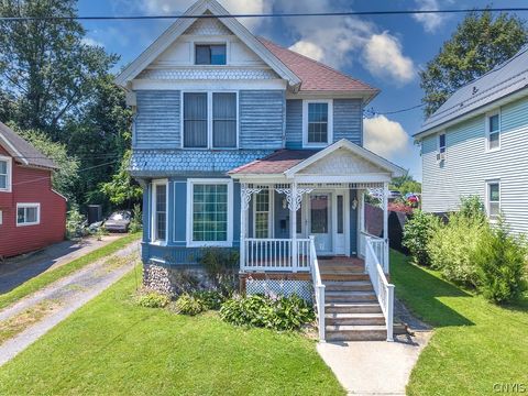 Homes For Sale - 87 Nelson Street<br/> Cayuga County, Auburn, NY 13021