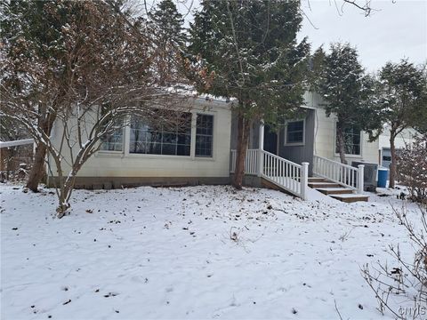 Homes For Sale - 6417 Us Highway 11<br/> Saint Lawrence County, Canton, NY 13617