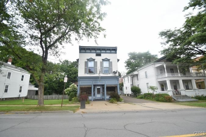 9 Genesee Street