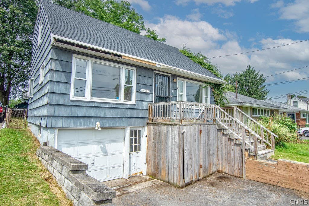 Photo of 432 S Edwards Avenue, Syracuse, NY 13206 (MLS # S1704446)