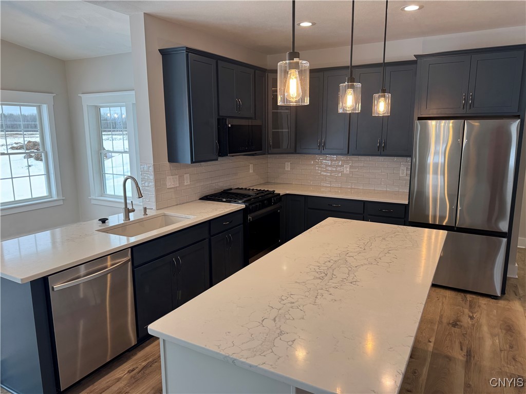 8531 Angus Path, Cicero, New York image 26