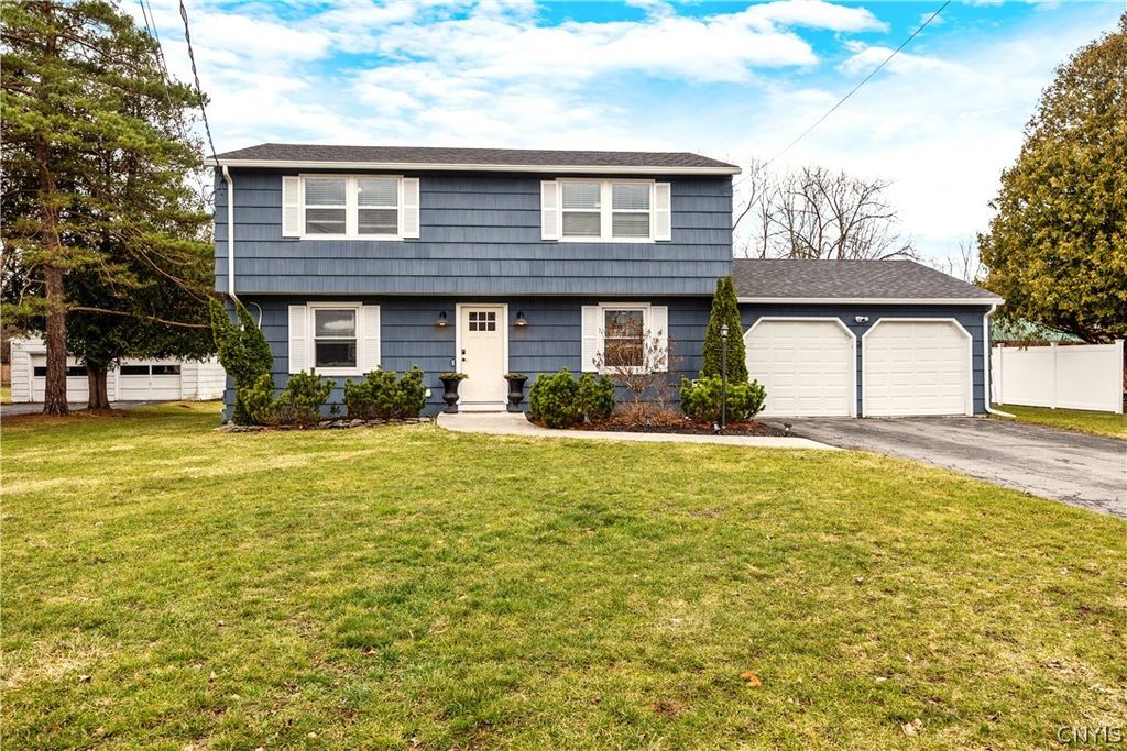 Photo of 69 Lyndon Road, DeWitt, NY 13066 (MLS # S1667760)