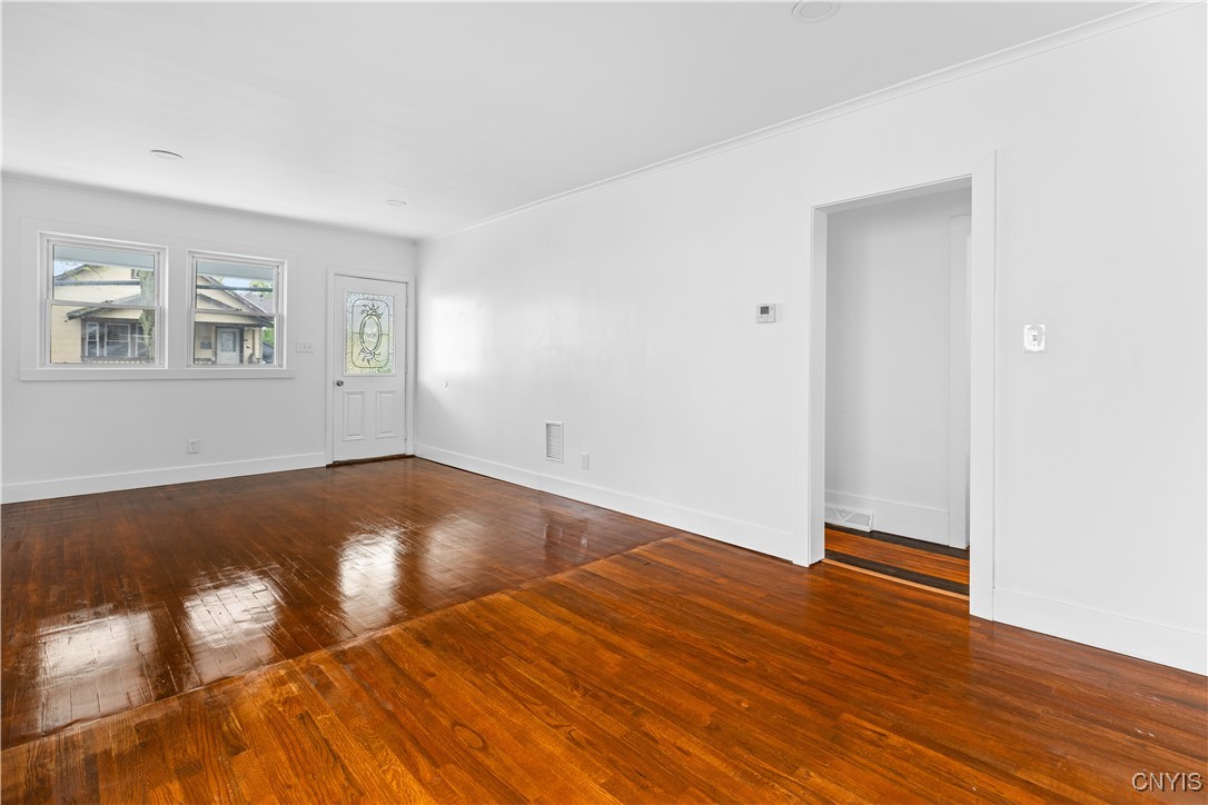 1310 Oak Street, Utica, New York image 4
