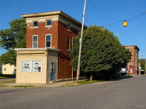 Homes For Sale - 1012 Columbia Street<br/> Utica, NY 13502