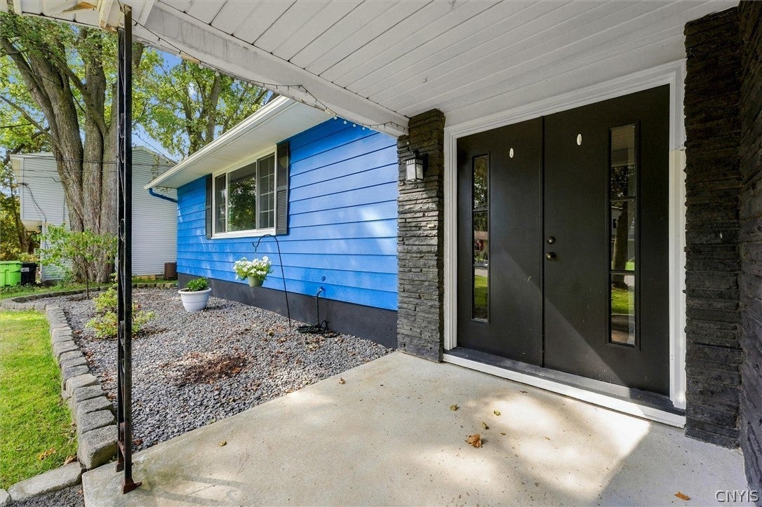 313 Longdale Drive