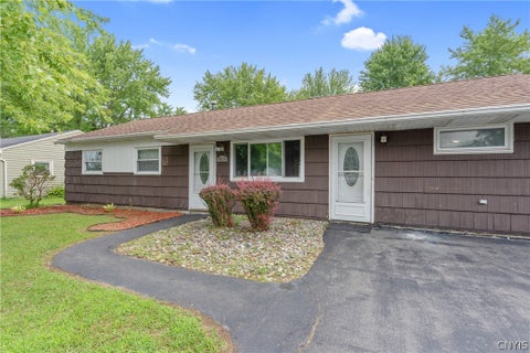 Homes For Sale - 7838 Rinaldo Boulevard<br/> Onondaga County, Cicero, NY 13030