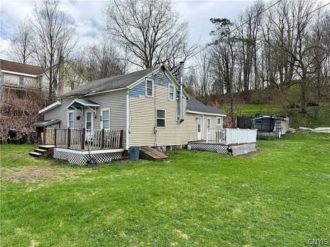 Photo of 2557 Erieville Road, Nelson, NY 13061 (MLS # S1700265)