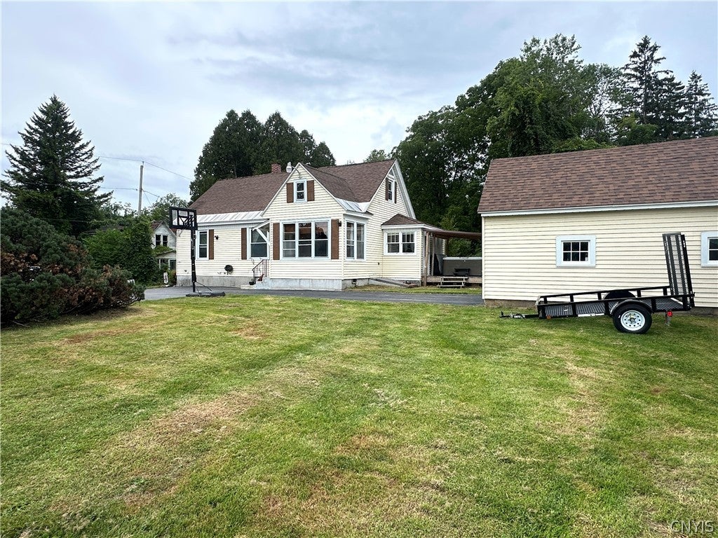 5 Kingsbury Avenue