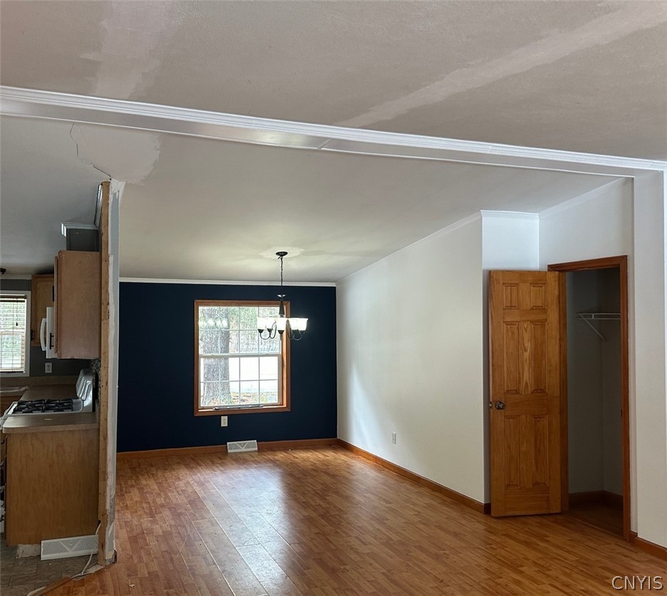 1085 County Route 17