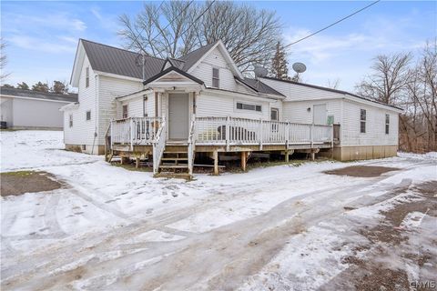 Photo of 2029 County Route 1 #2, Scriba, NY 13126 (MLS # S1666095)