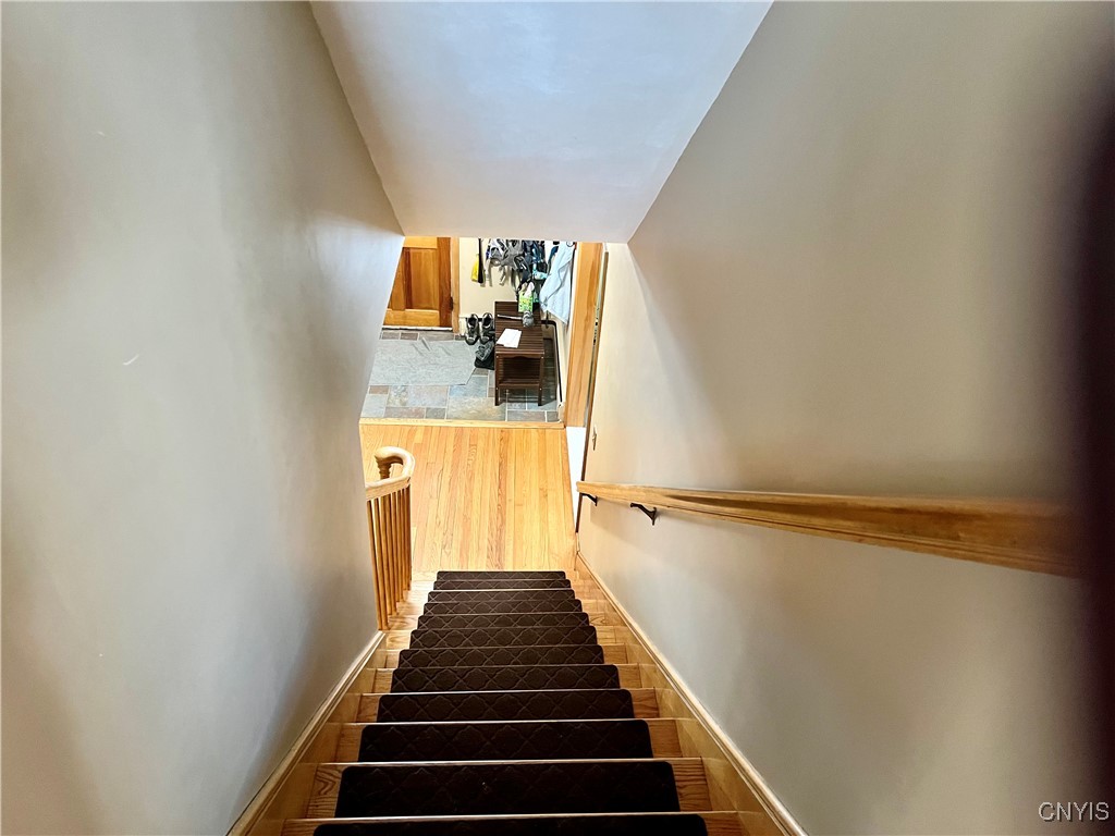 8 Bellevue Avenue, Cortland, New York image 34