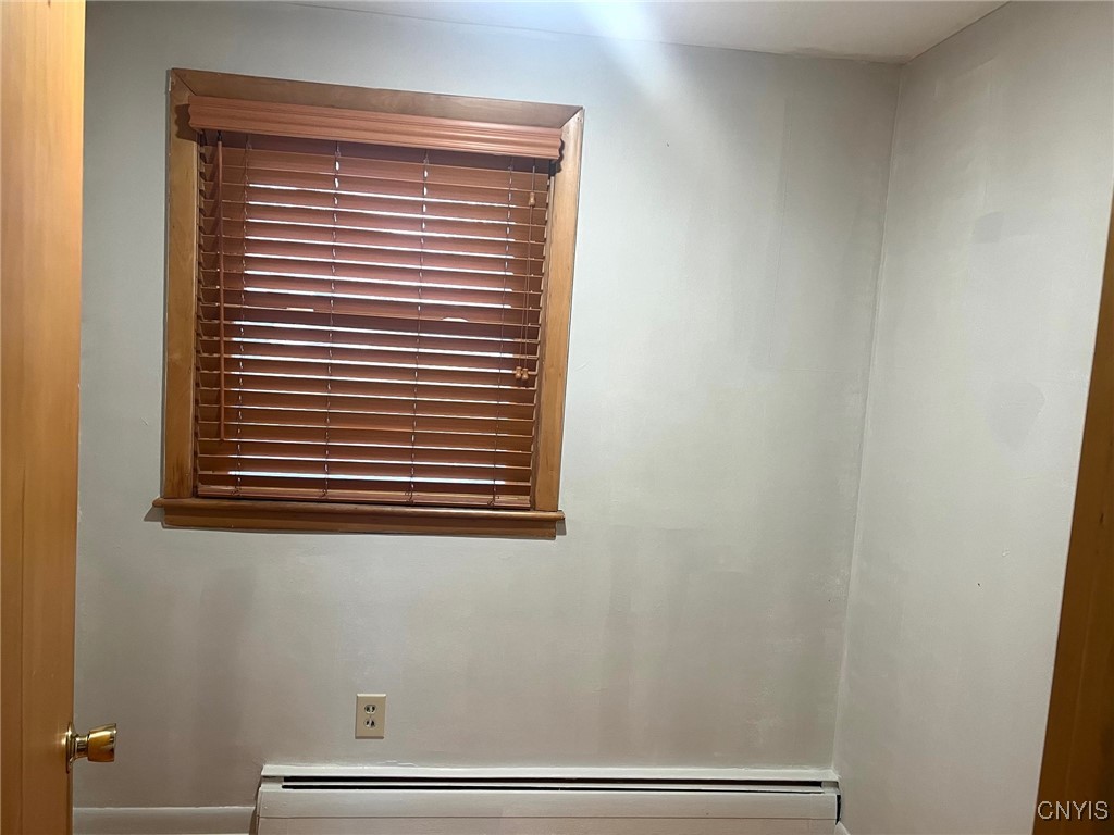 8 Bellevue Avenue, Cortland, New York image 33