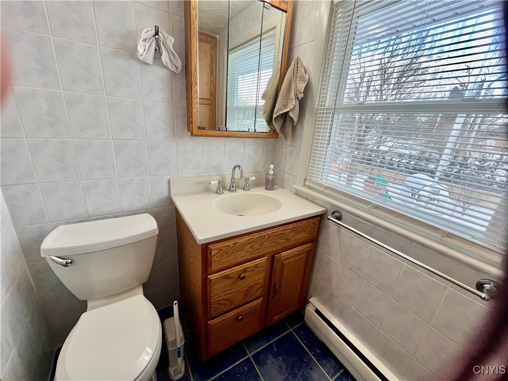 8 Bellevue Avenue, Cortland, New York image 27