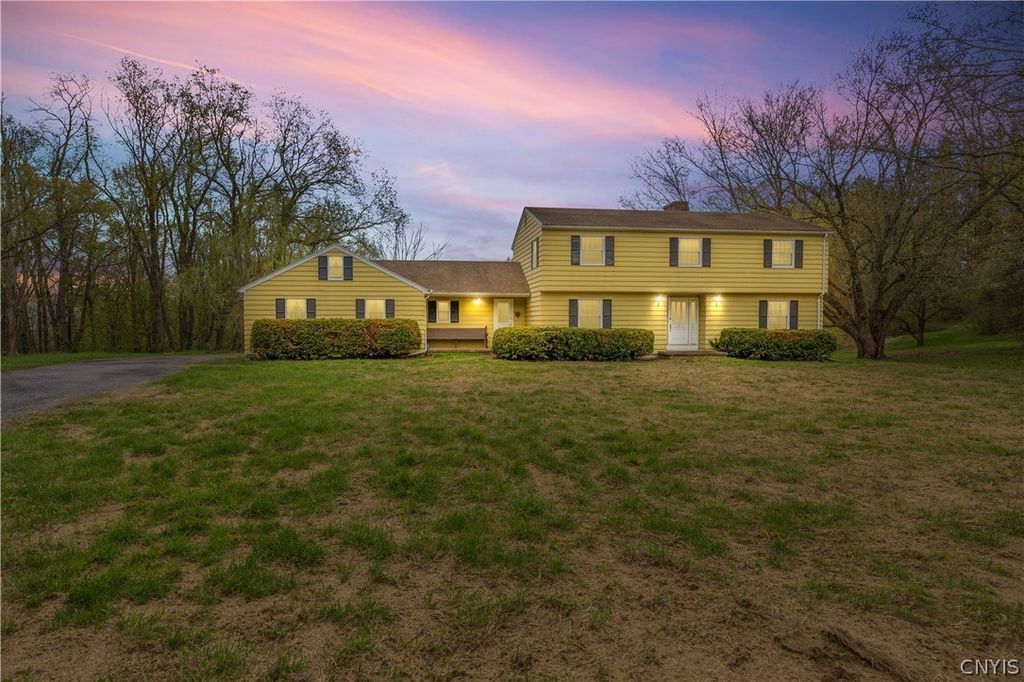 Photo of 13 Melinda Lane, Tully, NY 13159 (MLS # S1678304)