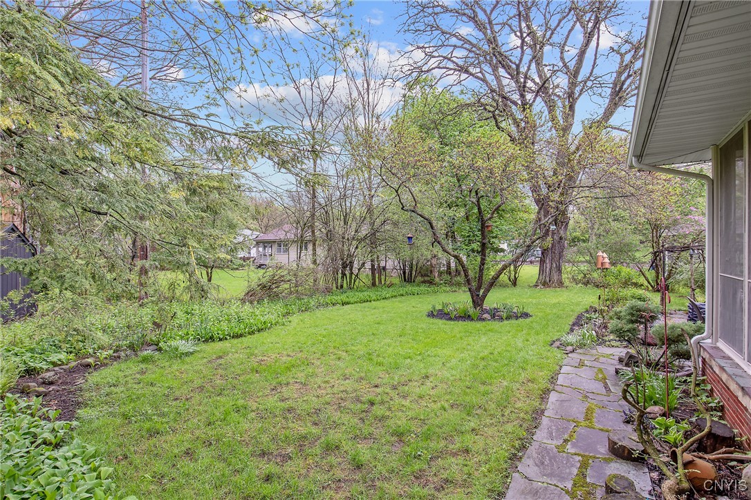 202 Bradford Parkway, Syracuse, New York image 41