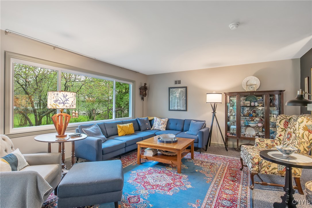 202 Bradford Parkway, Syracuse, New York image 9