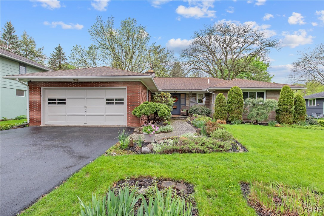 202 Bradford Parkway, Syracuse, New York image 2