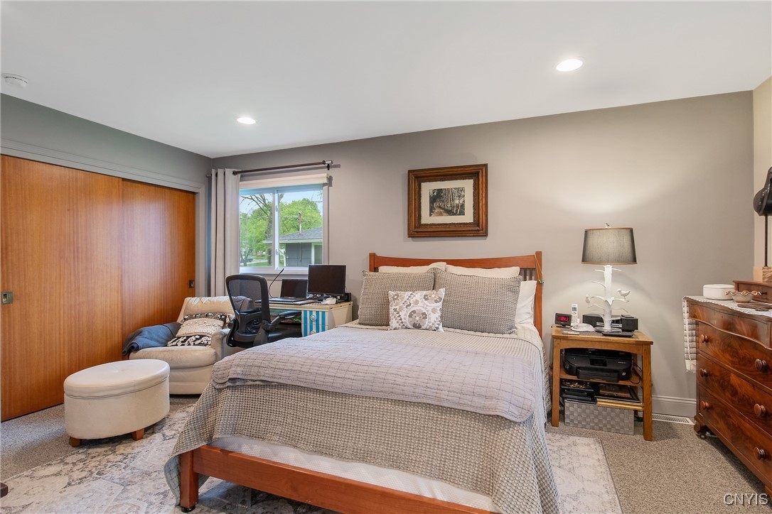 202 Bradford Parkway, Syracuse, New York image 30