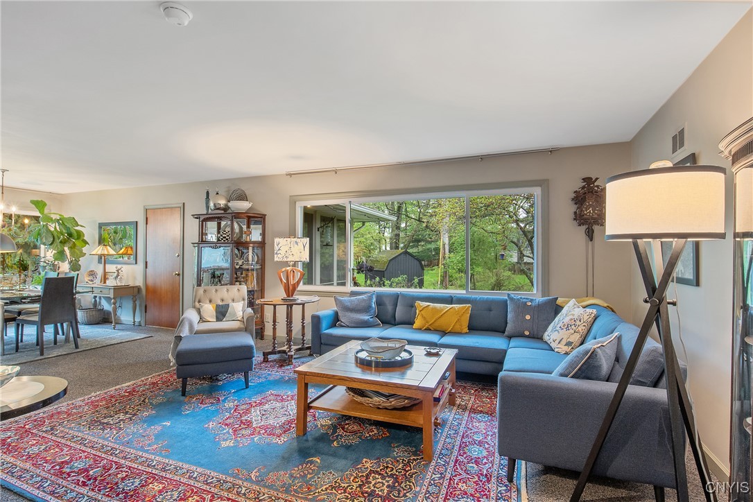 202 Bradford Parkway, Syracuse, New York image 8
