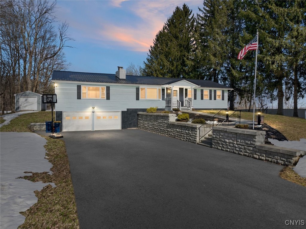 6965 Fairway Drive, Westmoreland, New York image 1