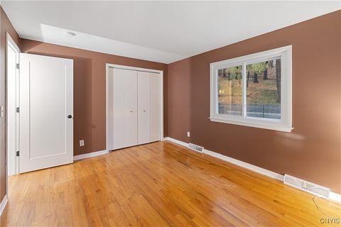 Tiny photo for 4622 Glencliffe Road, Manlius, NY 13104 (MLS # S1655262)