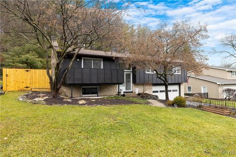 Tiny photo for 4622 Glencliffe Road, Manlius, NY 13104 (MLS # S1655262)
