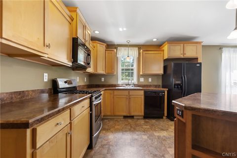 Tiny photo for 7124 New Route 31, Van Buren, NY 13027 (MLS # S1685623)