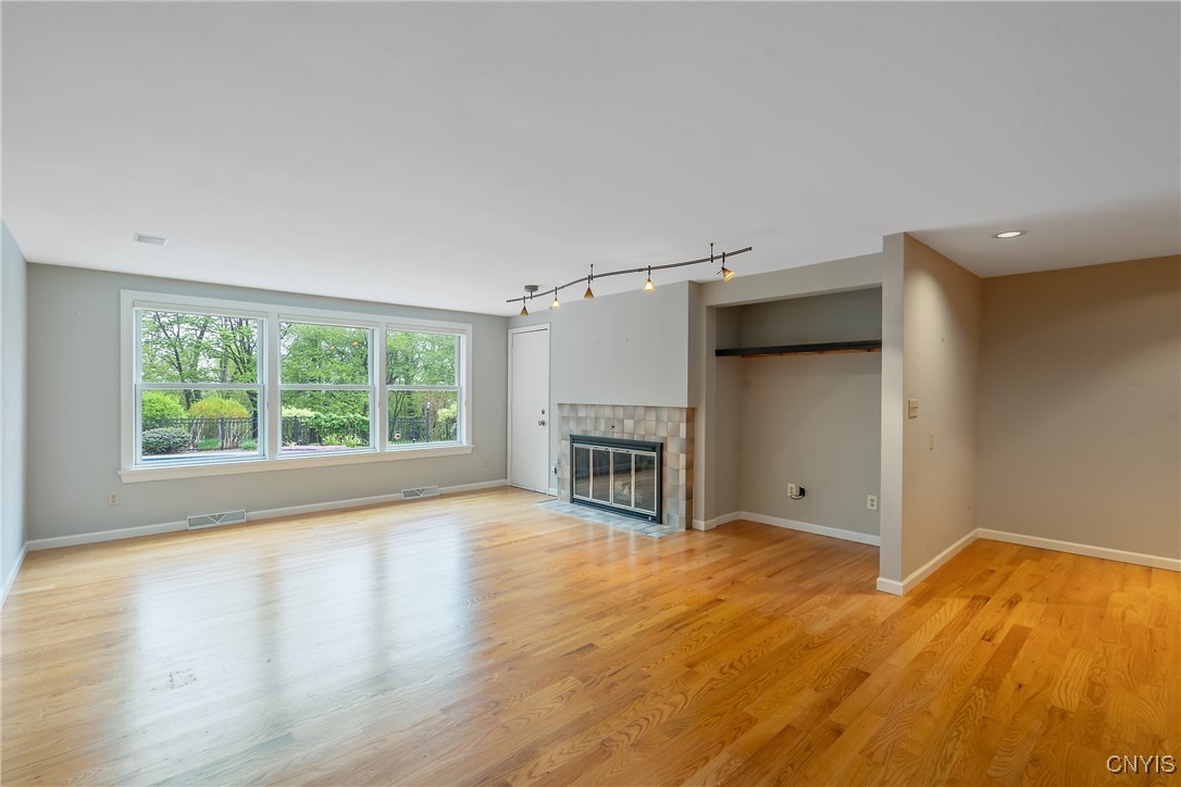 4604 Watergap, Manlius, New York image 25