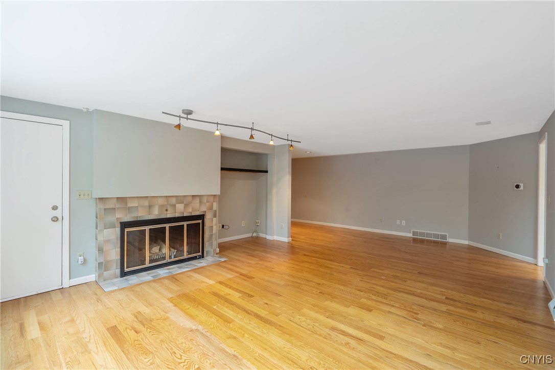 4604 Watergap, Manlius, New York image 26