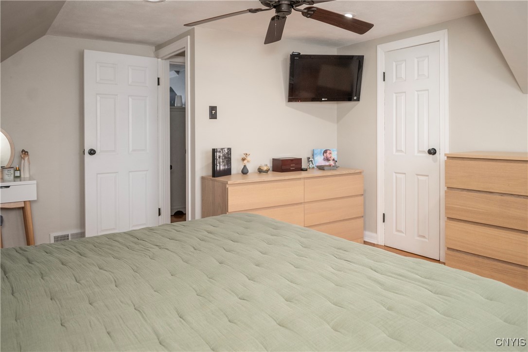 1142 Ontario Street, Utica, New York image 35