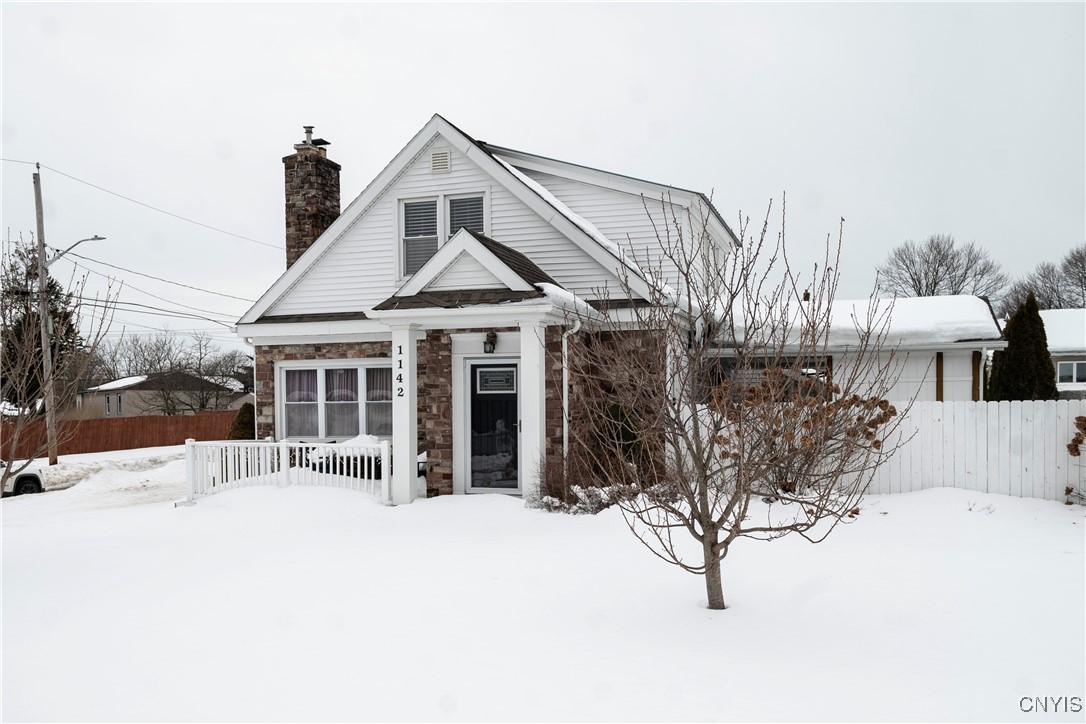 1142 Ontario Street, Utica, New York image 3