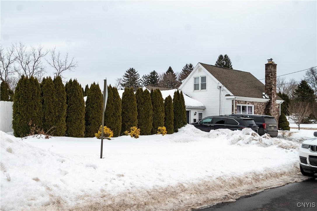 1142 Ontario Street, Utica, New York image 4