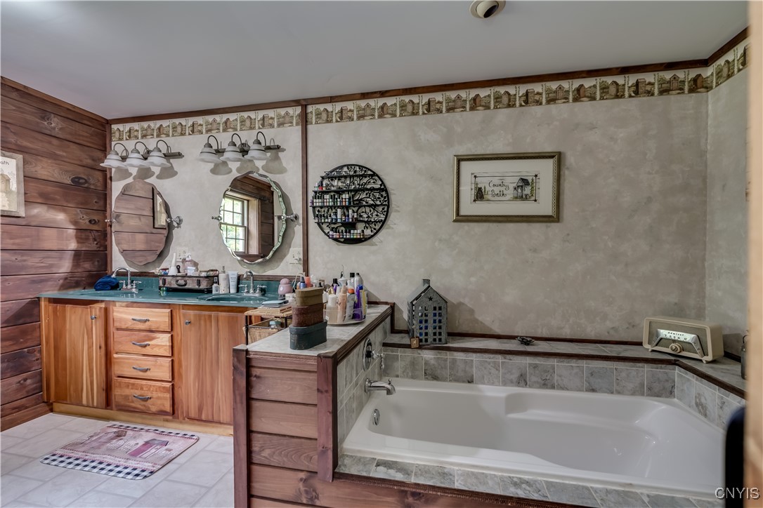 9758 East Road, Denmark, New York image 22