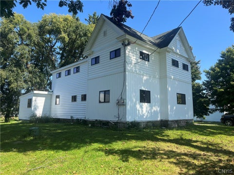 Photo of 34 Lakeshore Road #40, Granby, NY 13069 (MLS # S1704857)