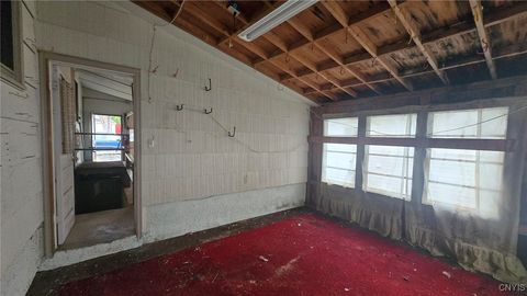 Tiny photo for 624 Breman Avenue, Salina, NY 13211 (MLS # S1648365)