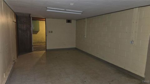 Tiny photo for 624 Breman Avenue, Salina, NY 13211 (MLS # S1648365)