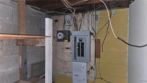 Tiny photo for 624 Breman Avenue, Salina, NY 13211 (MLS # S1648365)