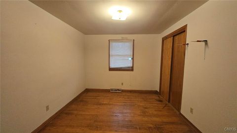 Tiny photo for 624 Breman Avenue, Salina, NY 13211 (MLS # S1648365)