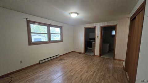 Tiny photo for 624 Breman Avenue, Salina, NY 13211 (MLS # S1648365)