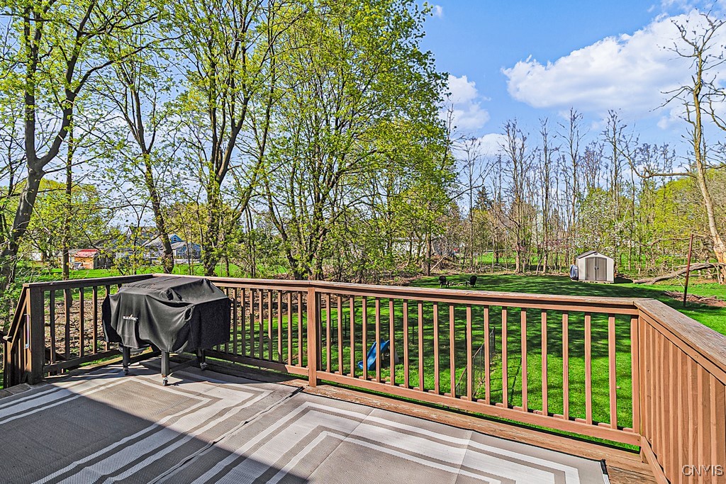 236 Thieme Place, Utica, New York image 3