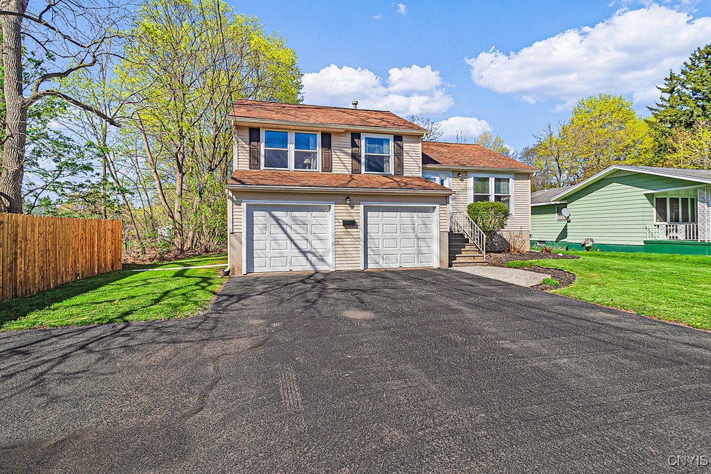 236 Thieme Place, Utica, New York image 2