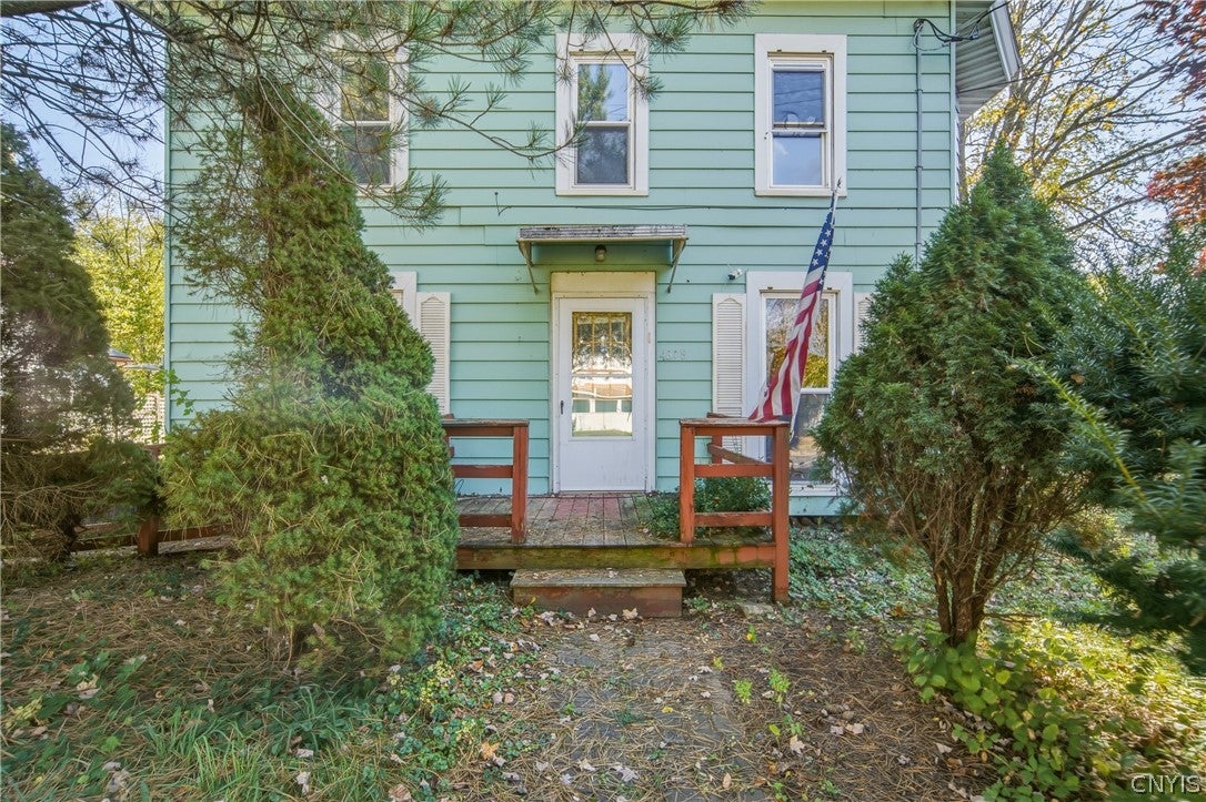 4378 S Onondaga Road Road