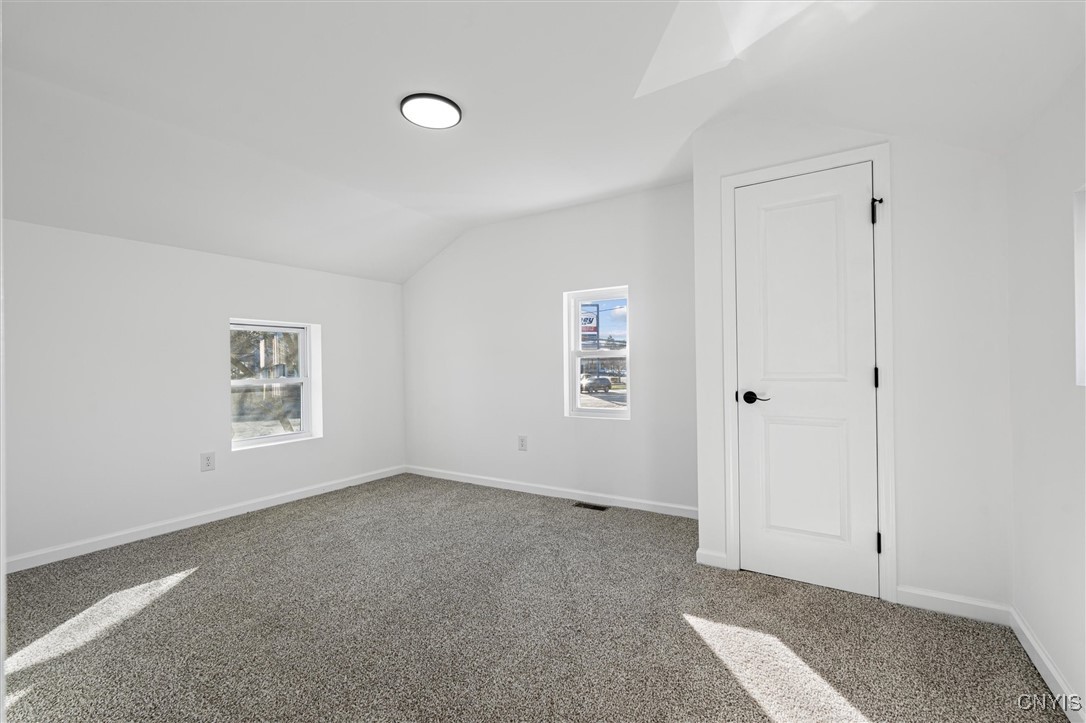 53 Owasco Street, Auburn, New York image 30